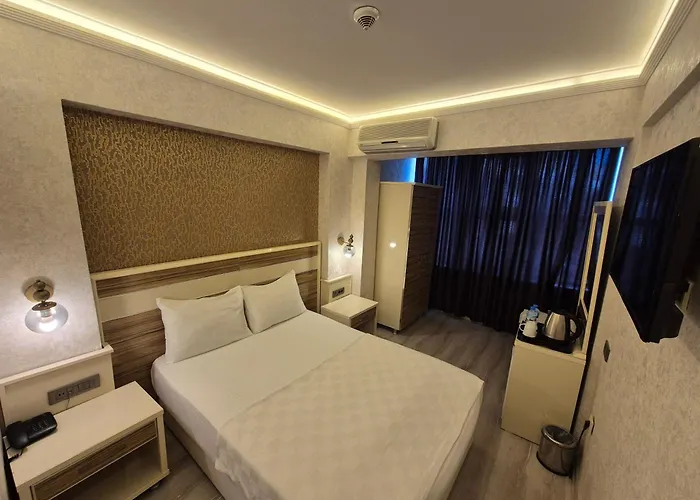 Best Smyrna Hotel