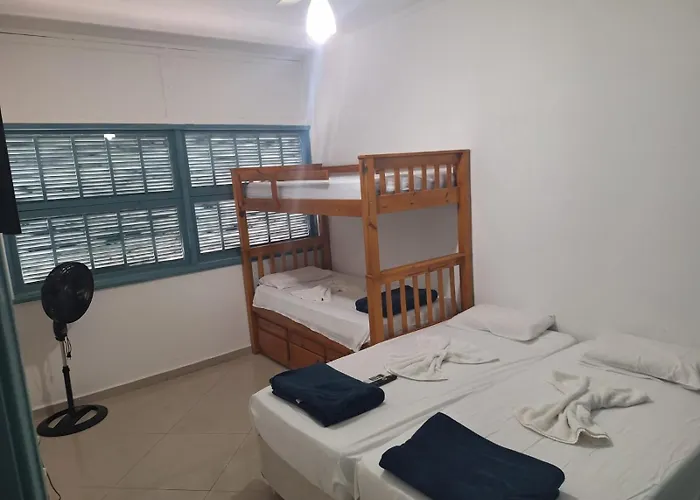 APARTAMENTO INTEIRO 1 dormitório COM AR CONDICIONADO NO BOQUEIRÃO