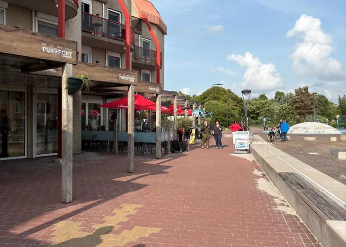 Appartament ,,Marti Strand Makkum"