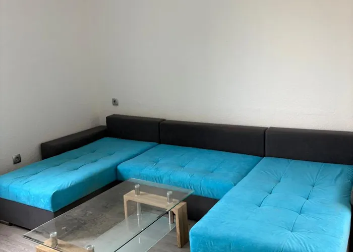 Red Dot Apartment Albert