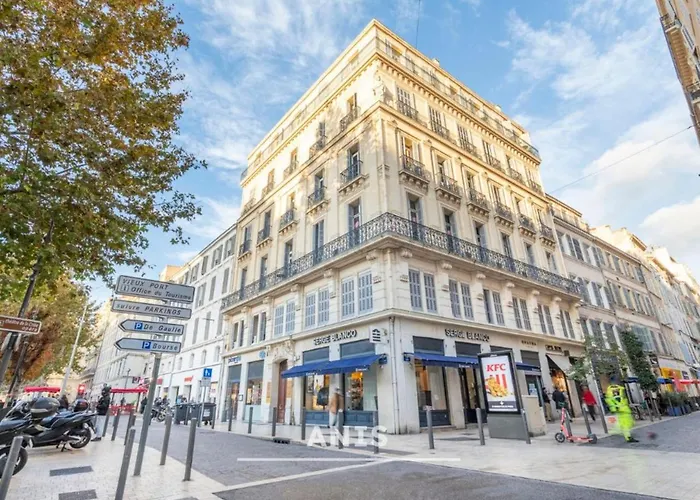 Les Cocons - 8 appartements à 100m du Vieux Port