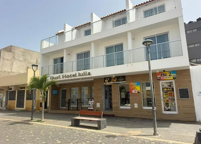 Ouril Hotel Julia
