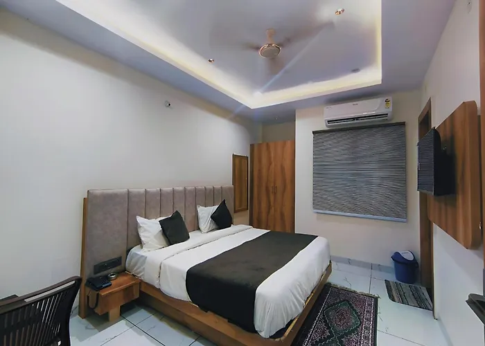 Hotel Venzaa Vijay Nagar