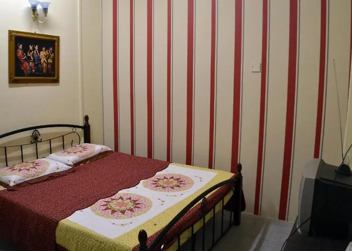 Apek Utama Hotel