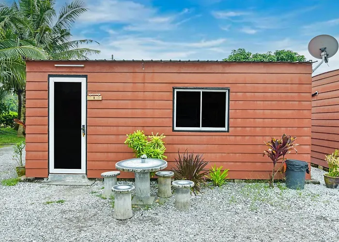 Hotel O Asiacamp Chalet Tanjung Karang