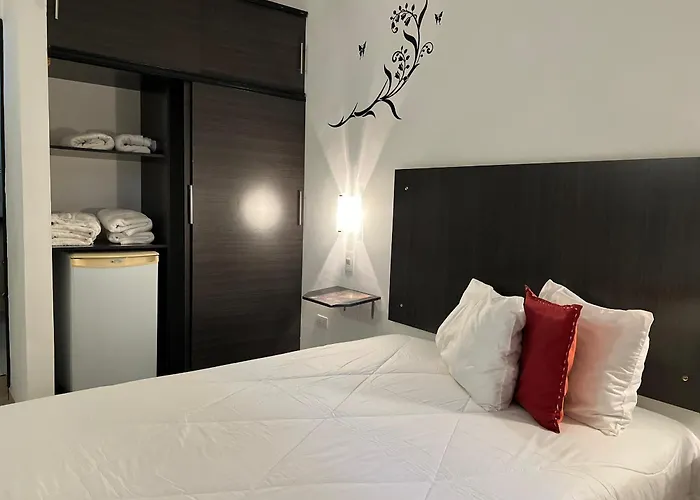 Hotel Los Lirios