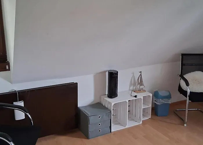 Sehr schöne, große und zentral gelegene Wohnung