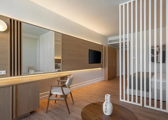 Avra Imperial Hotel