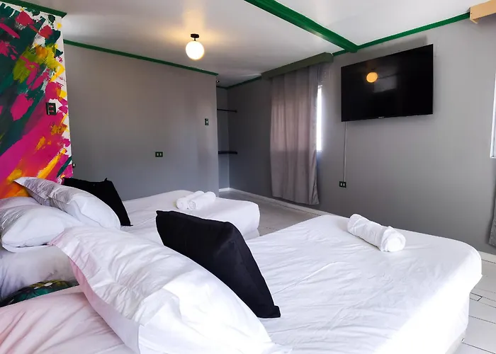 Hotel Velero Express