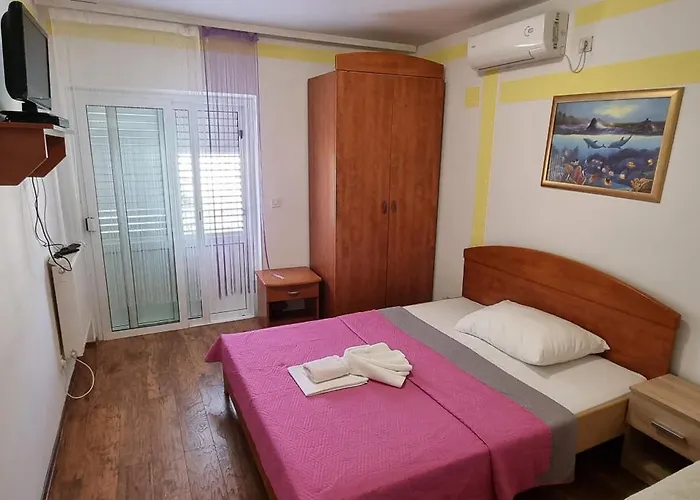 Vila Mario