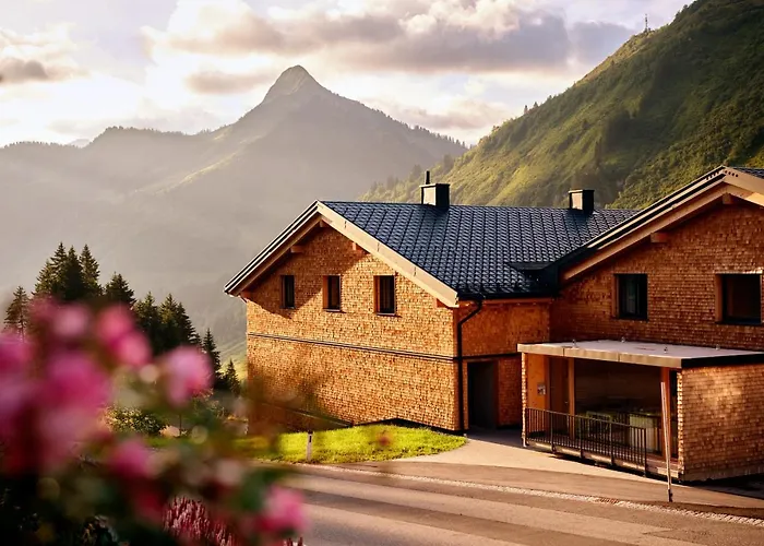 Alpenstolz Damüls Haus 2 - Stilvoll urlauben in den Bergen