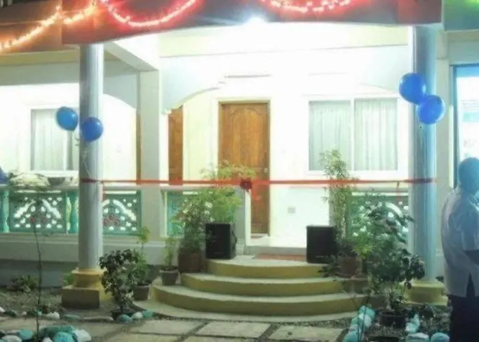 Palm Grove Saud Holiday Complex Hotel