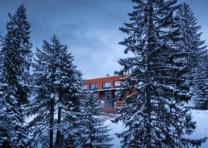 Guri I Kuq Hotel & Vila