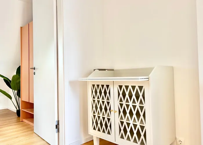 Snug Stays 6 - ruhige Toplage Seeblick Maisonette Design-Wohnung I 3-Zimmer I zentral