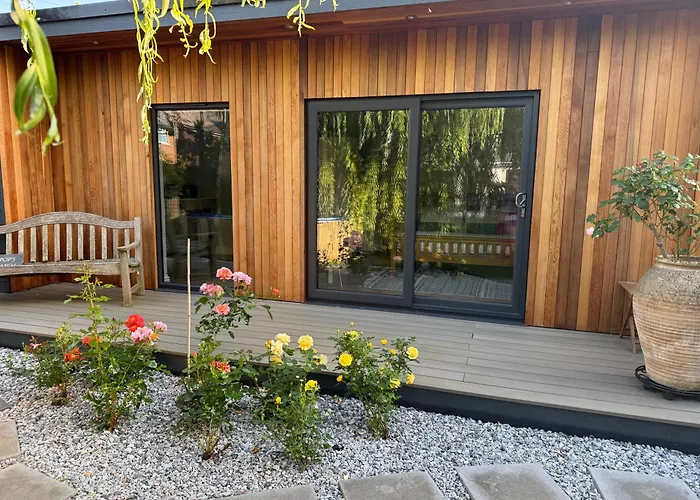 Gorgeous Studio!