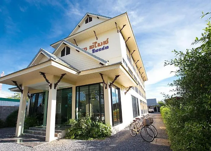 Saksuksmile Resort