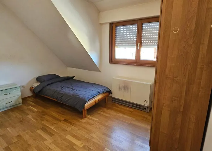 Mobilierte Monteuerswohnungen mit 6 Betten Stuttgart, Böblingen, Reutlingen, Waldenbuch - Gaiern1