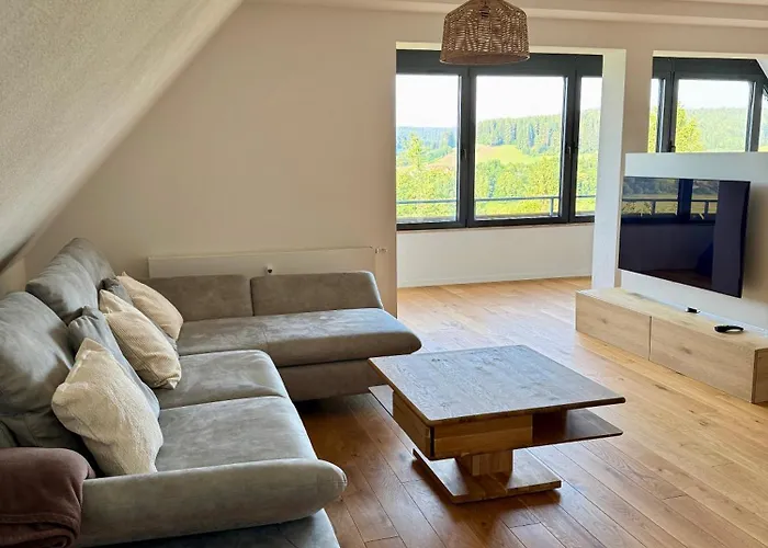 Moderne Loft im Schwarzwald mit Pool und Sauna