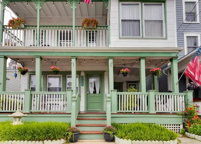 5 Blocks To Beach: Apt W/ Balcony In Ocean Grove!