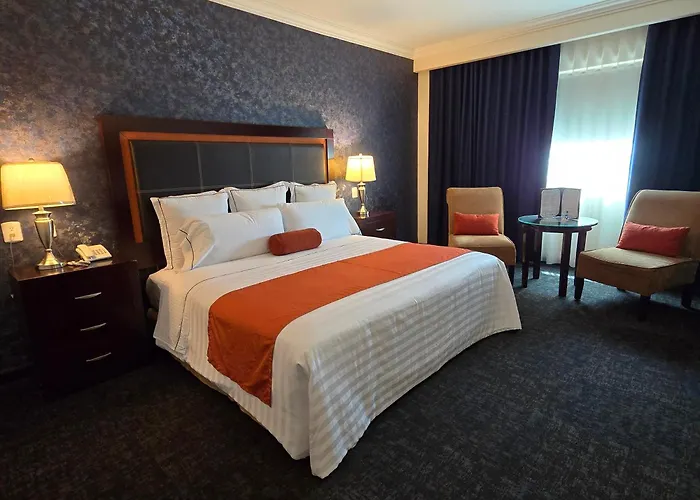 Hotel Two Select