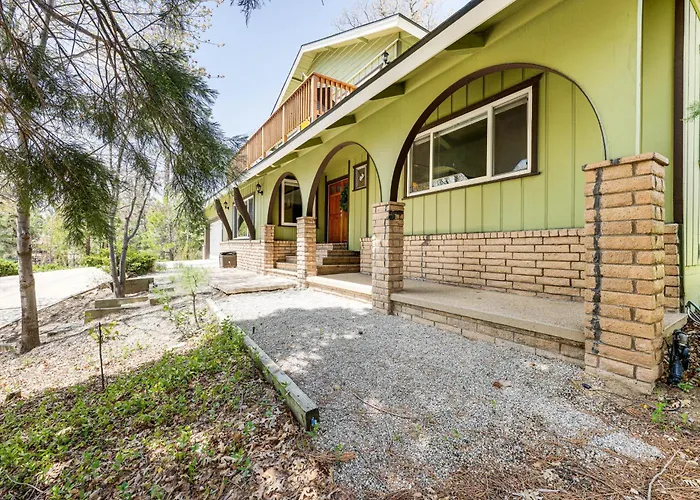 Private Hot Tub At Dog-Friendly Lake Arrowhead Gem