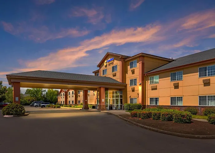 Comfort Suites Salem