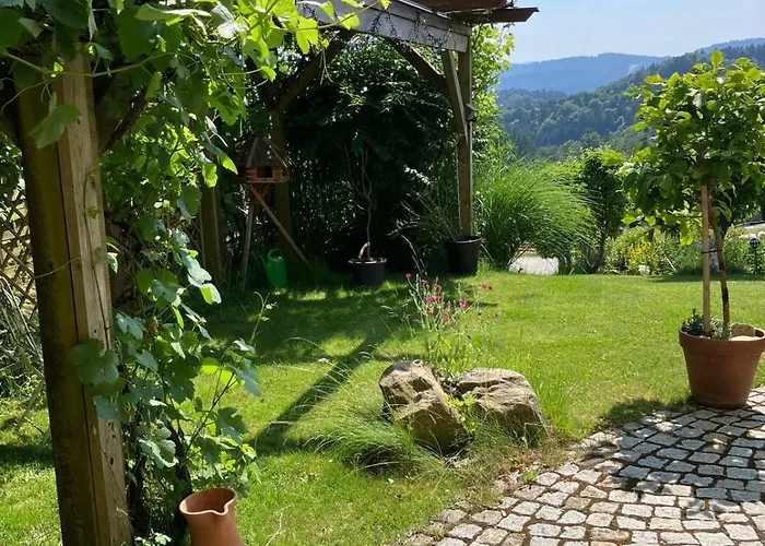 Zum Sonnenhügel