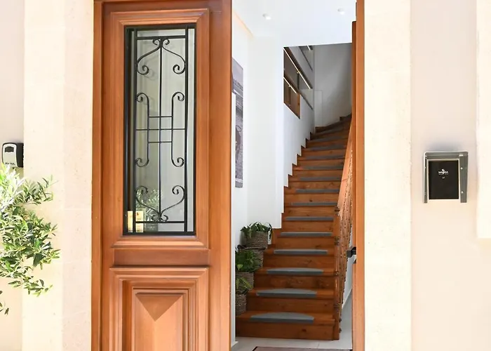 Marea Boutique Suites