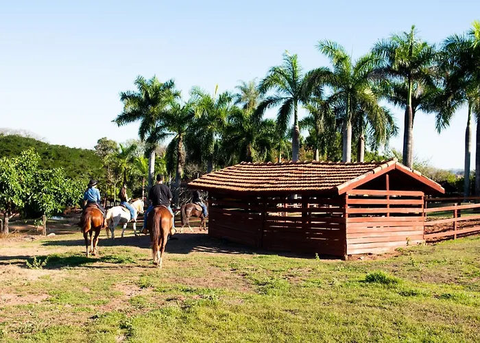 Sr Farm Hotel