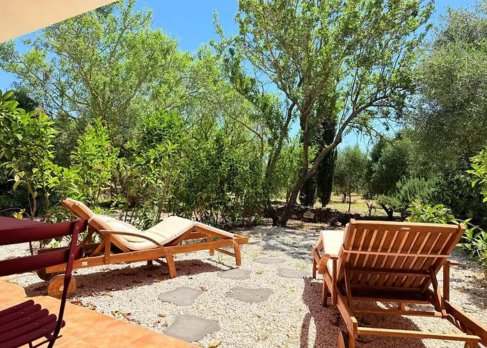 Green Hotel "I Mandorli Di Dommos"