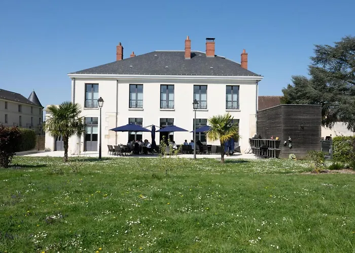 Auberge Du Chateau Bleu