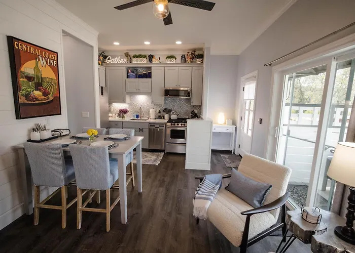 Onx Wines - Clark House Apartment