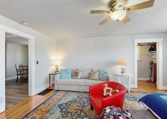 West Bremerton Cozy Home