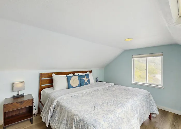 Seascape Home