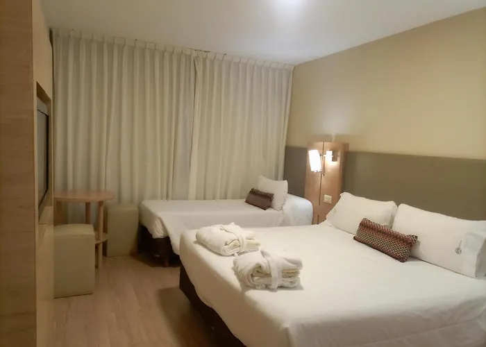 Intersur Colon Hotel