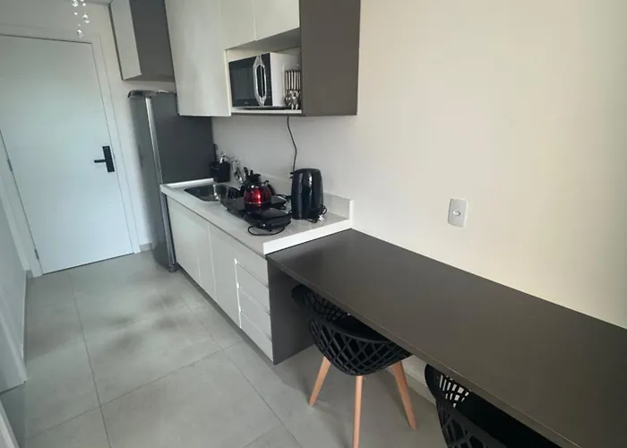 Studio lindo com ar condicionado e piscina - Bela Vita - 104