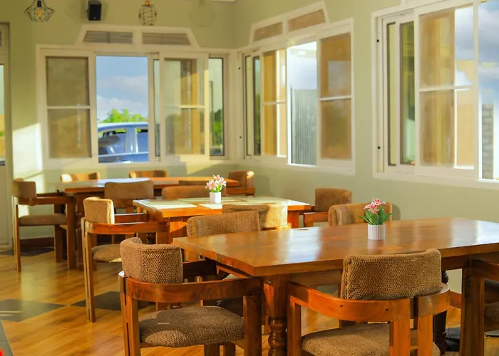 Country Sights Hotel, Bulisa