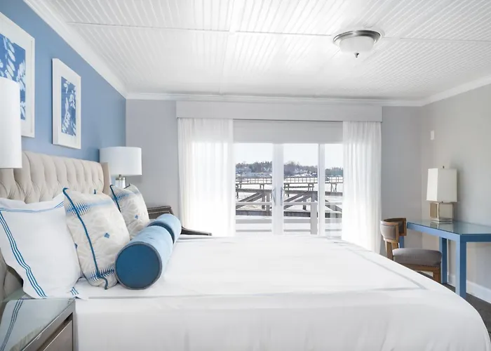 Boothbay Harbor Oceanside Inn