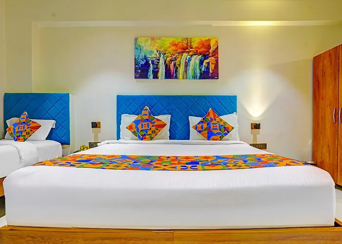 Fabhotel Siddharth Inn - Nr Siddharth Bunglows