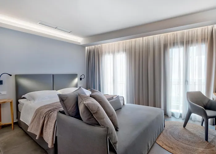 Naves Suites