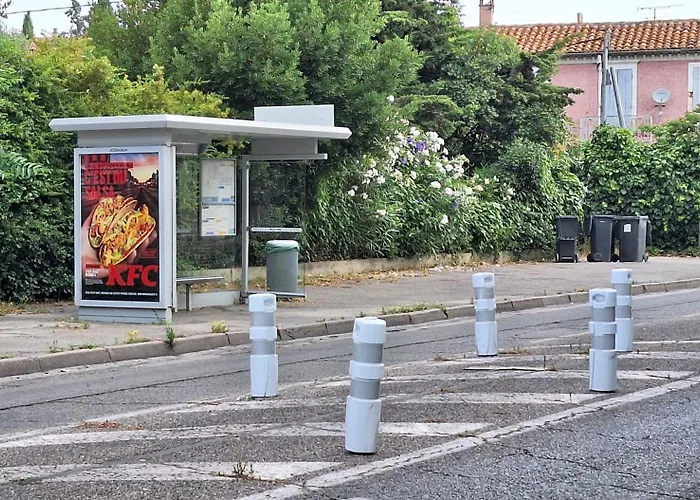 Superbe T2 Avec Jardin, Piscine-Enfant Et Parking
