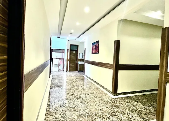 Hotel Woodcrest By Sidham Group !! Comfortable And Peaceful Stay !! Top Rated !! Preferred Hotel Chain