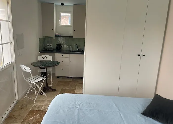 Studio And Jardin 2 Pers 800 M De La Plage Et Du Bourg