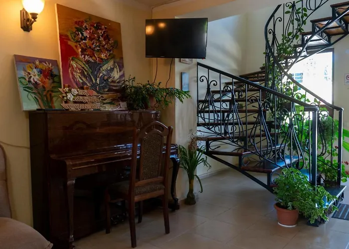 Sighnaghi Hotel Fence Door&Сигнахи Отель Ворота Крепости&Სიღნაღი Სასტუმრო Გალავნის Კარი