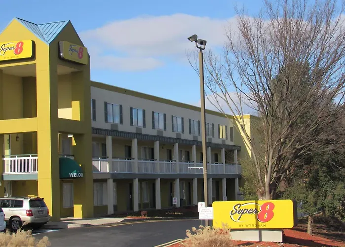 Super 8 By Wyndham New Cumberland