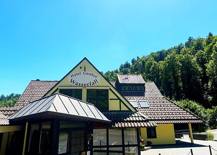 Hotel zum Wasserfall Garni
