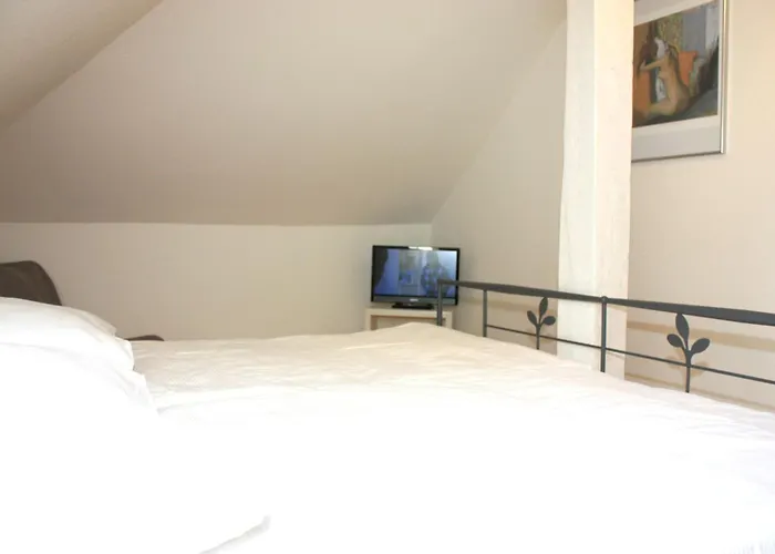 Villa Brodthage, App. 1