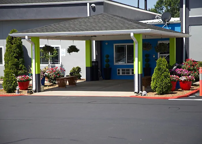 Express Inn Parsons