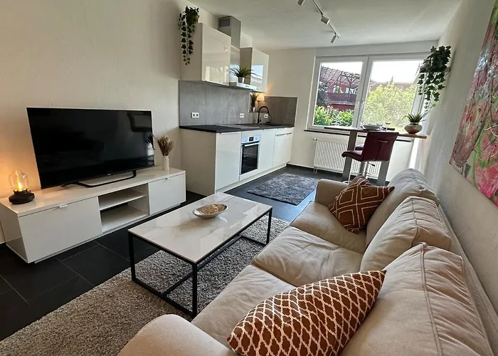 Black Suite 13 - Design-Apartment