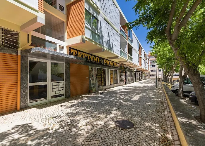 Carcavelos Retreat